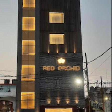 Red Orchid Hotel Канпур Екстер'єр фото